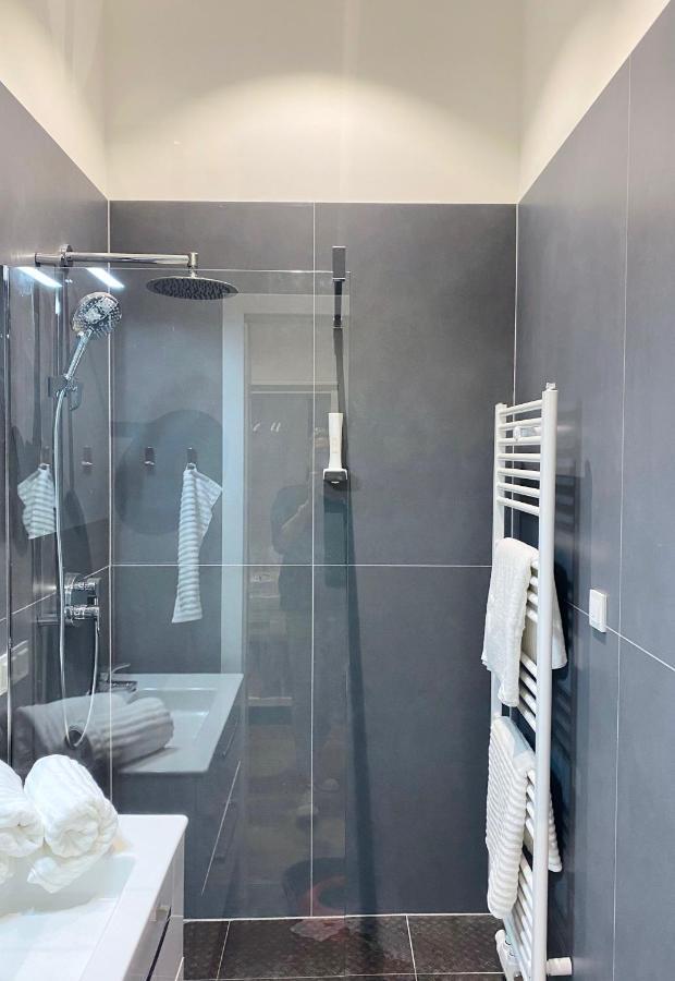 Charming Studio In Servitenviertel I Apartment Wina Bagian luar foto